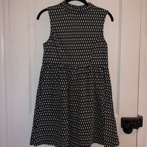 Sleeveless, Geometric Print Dress